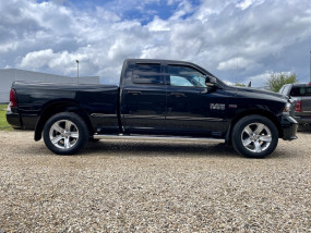 Dépot-vente - Dodge RAM 1500 V8 5.7L HEMI SPORT 2015 - Quad Cab