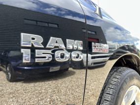 Dépot-vente - Dodge RAM 1500 V8 5.7L HEMI SPORT 2015 - Quad Cab