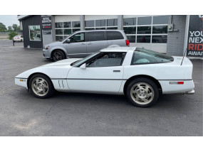 En arrivage - Chevrolet Corvette C4 V8 5.7L L98 de 1990 - Automatique - TTOP amovible