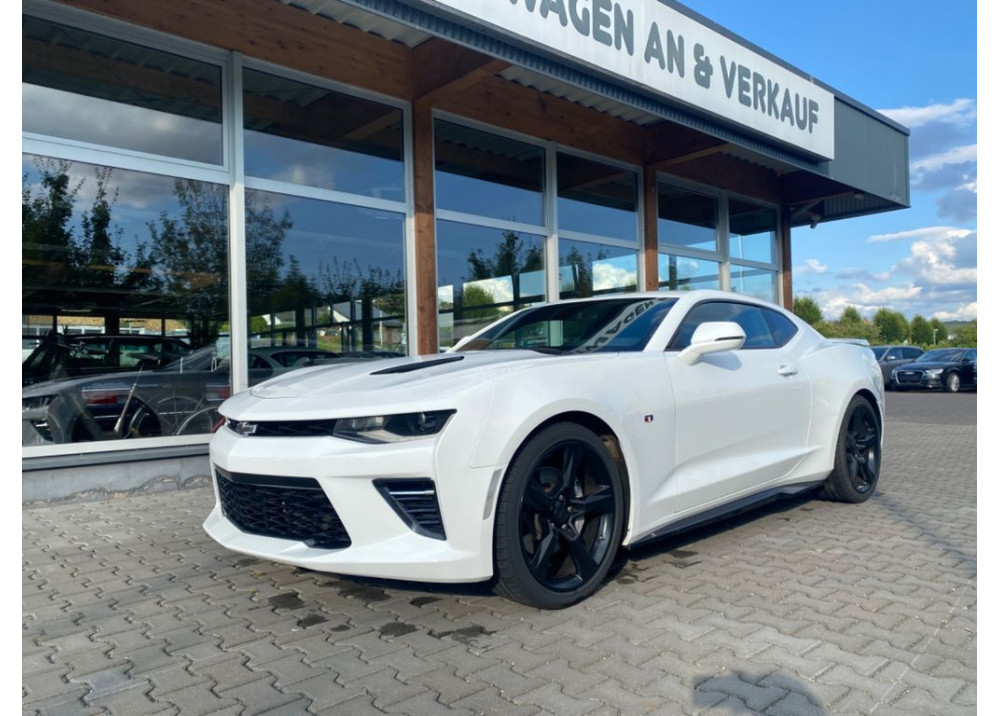 Chevrolet Camaro V8 6.2L coupé - Auto - MALUS INCLUS