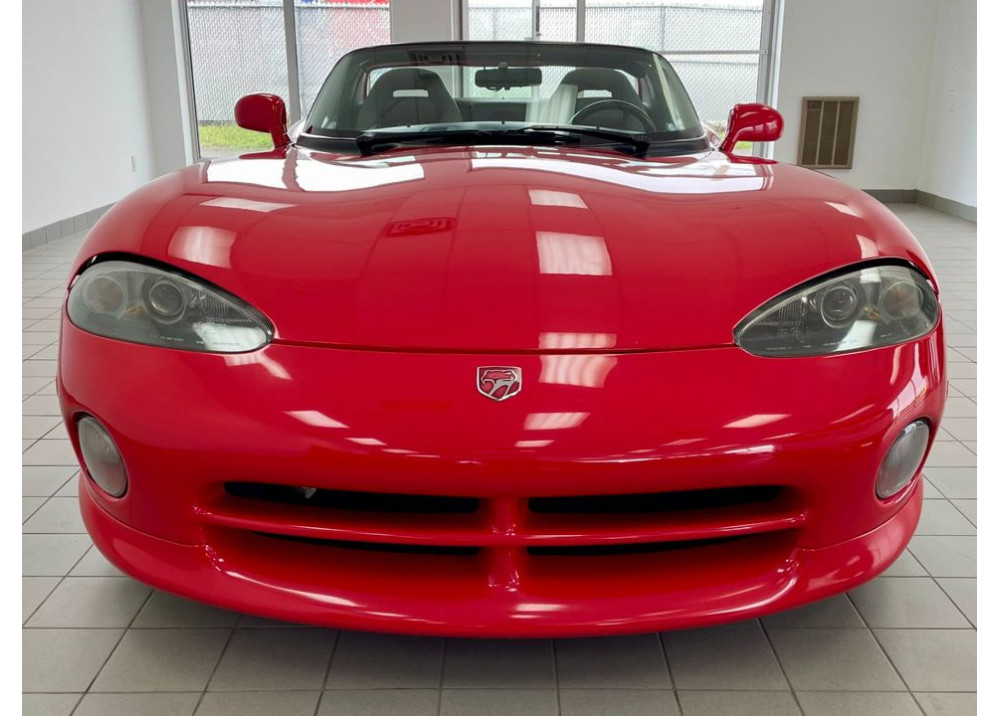 Dodge Viper RT / 10 - V10 8.0L - 1994 -Une référence sur le marché Américain !