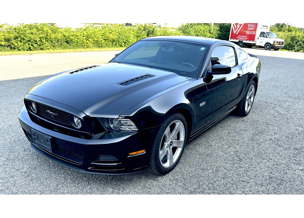 *VENDU* Ford Mustang GT V8 5.0L 2014  - Toit panoramique