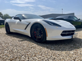 EN STOCK - Chevrolet Corvette C7 Stingray 2LT V8 6.2L Targa - Z51 Performance Package - Malus inclus