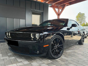 Dodge Challenger SXT PLUS V6 3.6L 2018 - Full Black -...