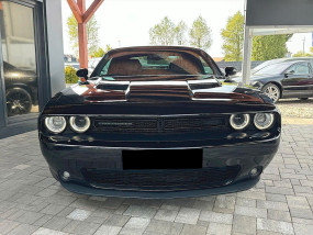 Dodge Challenger SXT PLUS V6 3.6L 2018 - Full Black -...