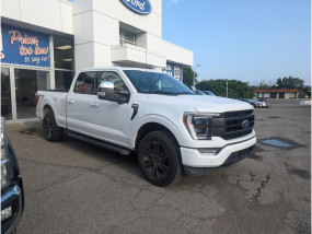 Ford F150 Lariat Sport V8 5.0L FlexFuel SuperCrew 2021 - Toit pano