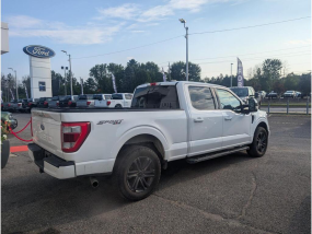 Ford F150 Lariat Sport V8 5.0L FlexFuel SuperCrew 2021 - Toit pano