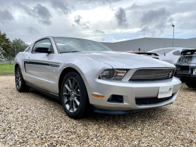 *VENDU* Ford Mustang V6 3.7L Club of America 2012 - Automatique