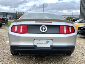 *VENDU* Ford Mustang V6 3.7L Club of America 2012 - Automatique