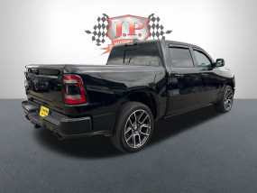 Dodge RAM 1500 V8 5.7L HEMI SPORT 2021 - Crew Cab - Toit pano - Ecran 12"