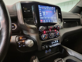 Dodge RAM 1500 V8 5.7L HEMI SPORT 2020 - QUADCAB - CarPlay