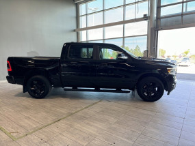 Dodge RAM 1500 V8 5.7L HEMI SPORT NIGHT EDITION RAM BOX 2019 - Crew Cab - Toit pano - Ecran 12"