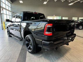 Dodge RAM 1500 V8 5.7L HEMI SPORT NIGHT EDITION RAM BOX 2019 - Crew Cab - Toit pano - Ecran 12"