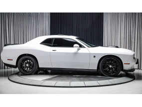 Dodge Challenger R/T Scat Pack Shaker V8 6.4L 392 HEMI 2016 - Automatique