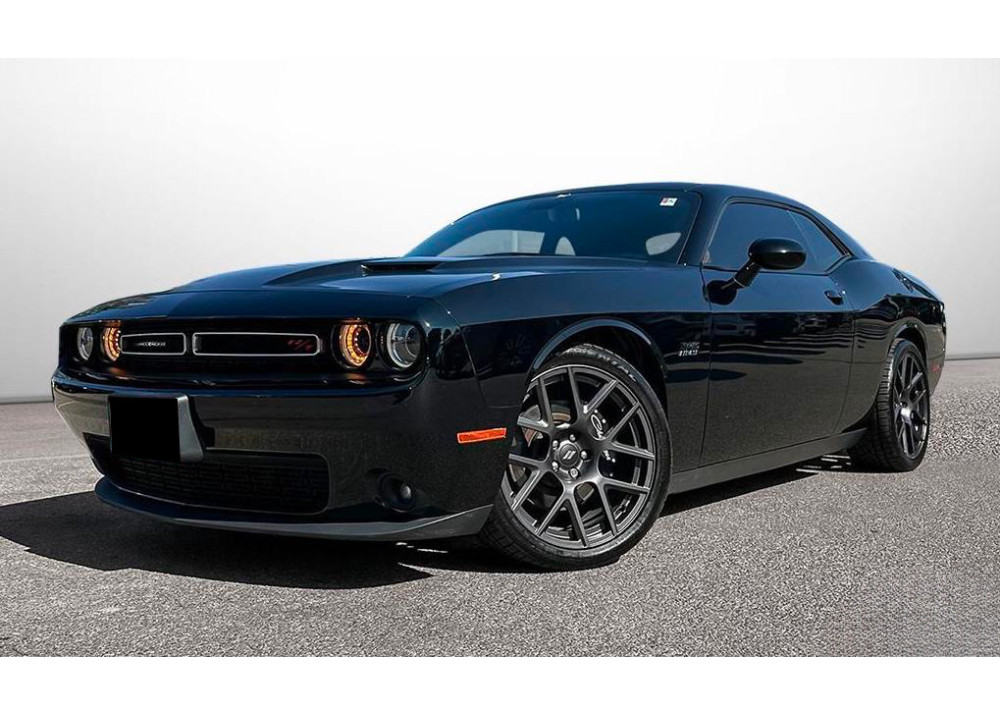 Dodge Challenger R/T Super Track Pack V8 5.7L HEMI 2017 - Automatique