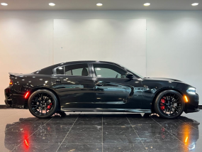 Dodge Charger SRT HELLCAT V8 HEMI 6.2L 2015 - Automatique