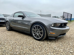 * VENDU * - Mustang GT V8 5.0L - Caméra de recul - Shaker - Boite automatique - 2011