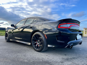 EN STOCK - Dodge Charger SRT HELLCAT V8 HEMI 6.2L 2015 - Automatique