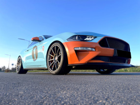 EN STOCK - Ford Mustang GT Edition spéciale GULF - Covering Total - BREMBO - 2018