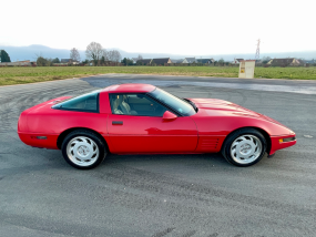 EN STOCK - Chevrolet Corvette C4 V8 5.7L LT1 de 1992 - Automatique - TTOP amovible