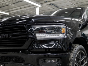 Dodge RAM 1500 V8 5.7L HEMI SPORT 2019 - Crew Cab - Toit pano - Ecran 12"