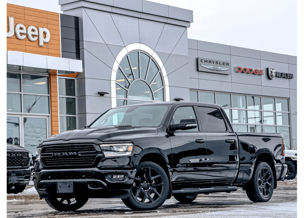 Dodge RAM 1500 V8 5.7L HEMI SPORT Night Edition - 2020 - Crew Cab - CarPlay - Ecran 12" - Toit panoramique