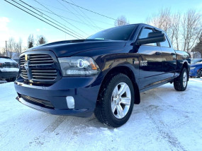 Dodge RAM 1500 V8 5.7L HEMI SPORT 2015 - Crew Cab - Benne...